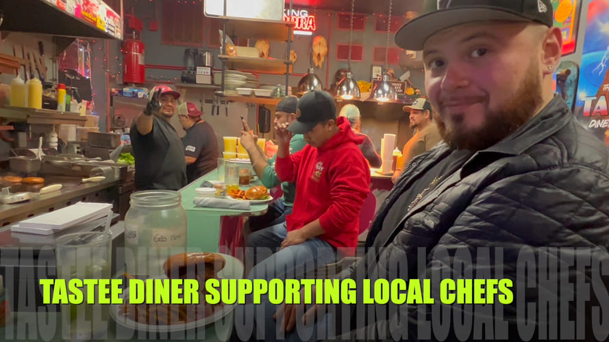 Hot chicken sandwich taste diner asheville multicultural blog 15