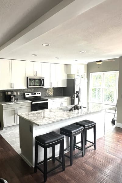 Meet omar ramirez sales director of renopro asheville blog Asheville Multicultural Bilingual advertising foto1